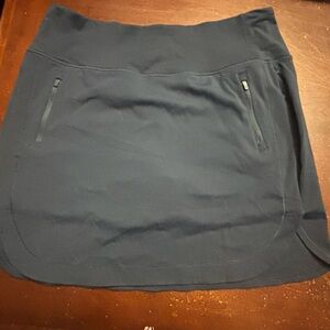 Athleta navy blue skort xl pockets athletic gym workout vacation golf sporty